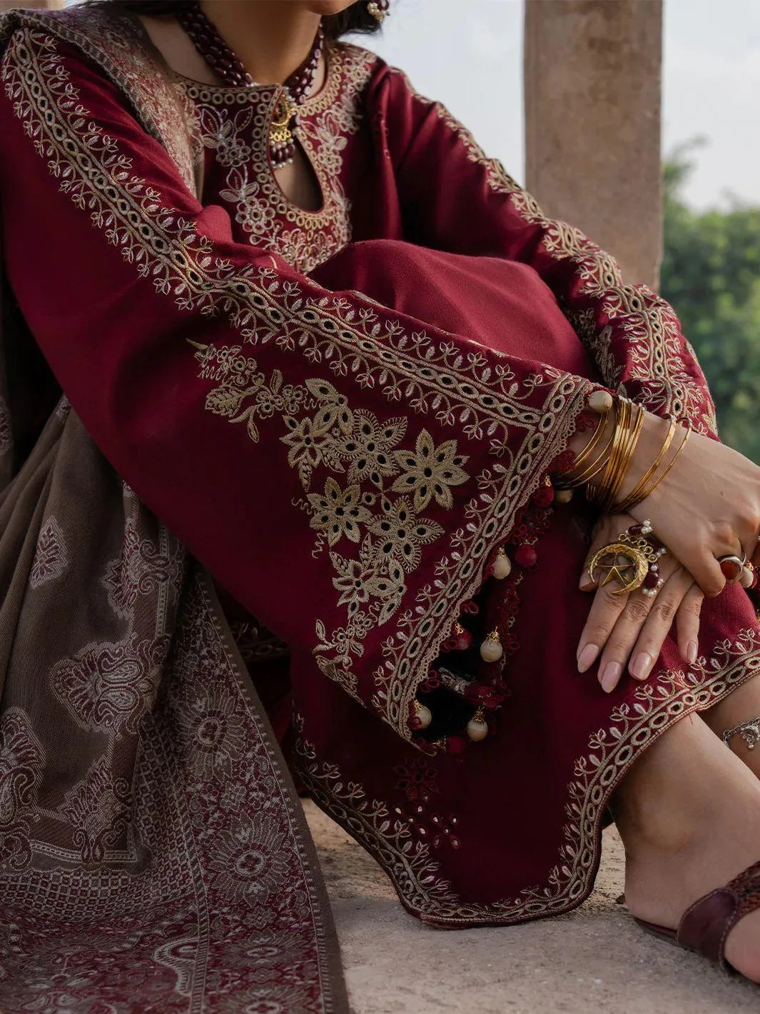 Maroon Embroidered 3 Pcs Women Suit Lawn