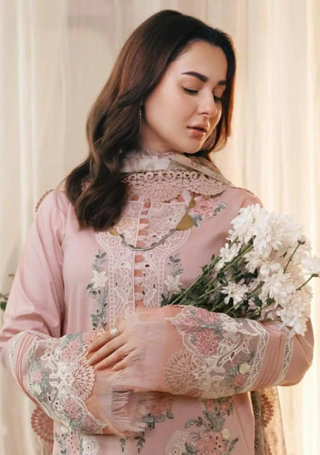 3 Pcs Women's Unstitched Embroidered Suit