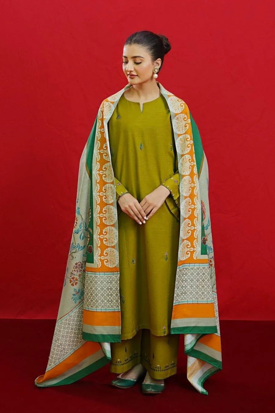 MOST HIT MIX DESIGNS 3 Pcs Unstitched Embroidered Suit